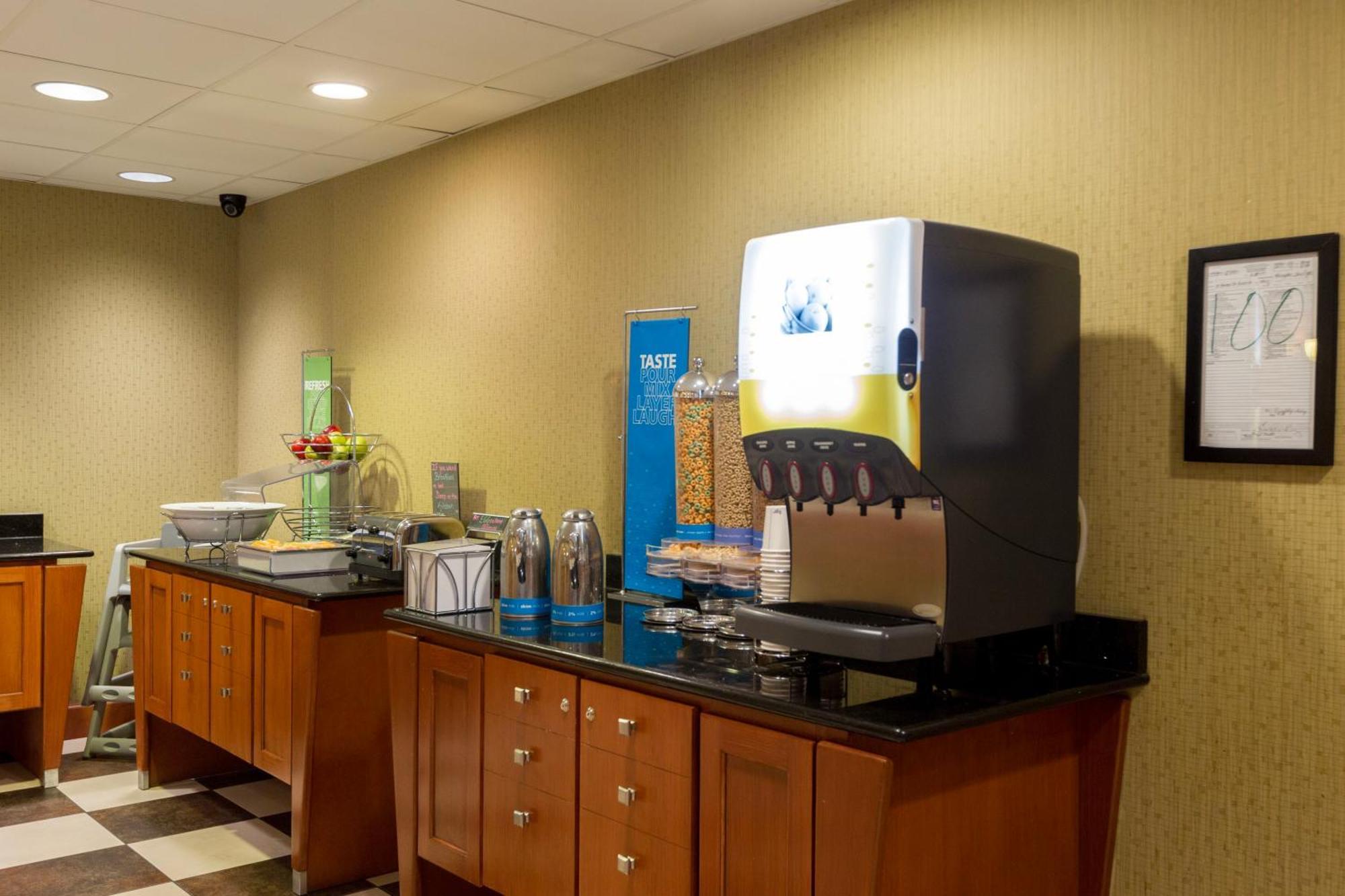 Hampton Inn & Suites Radcliff/Fort Knox Esterno foto